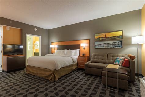Monthly hotel rooms for rent near me - Are you looking for an affordable place to stay? With the rising cost of living, it can be difficult to find an affordable room for rent. Fortunately, there are a few tips and tricks that can help you find a great place to stay without brea...